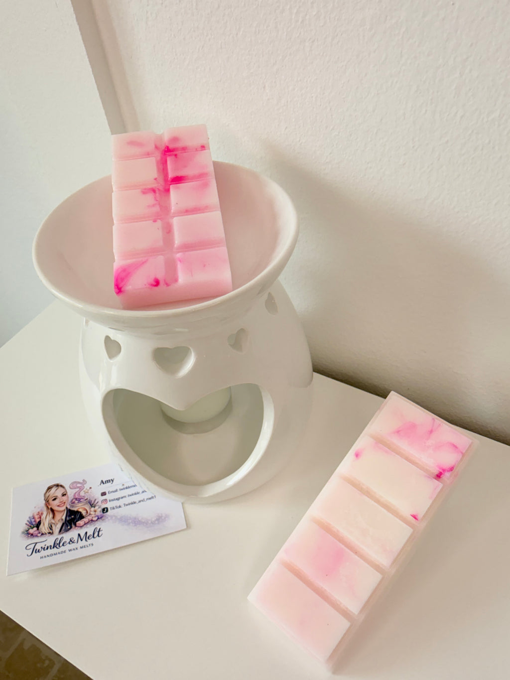 Raspberry & Sandalwood