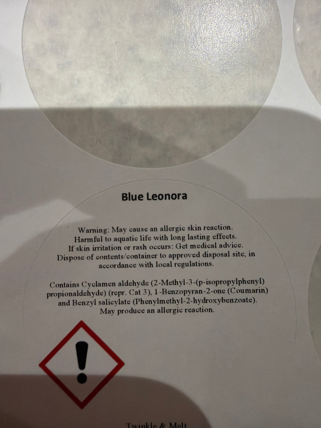 Laundry Clamshell Box