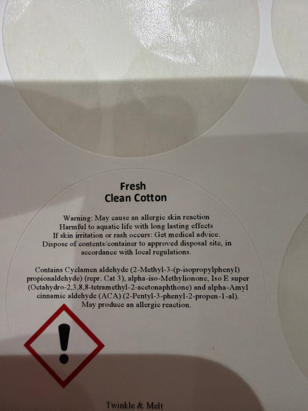 Laundry Clamshell Box