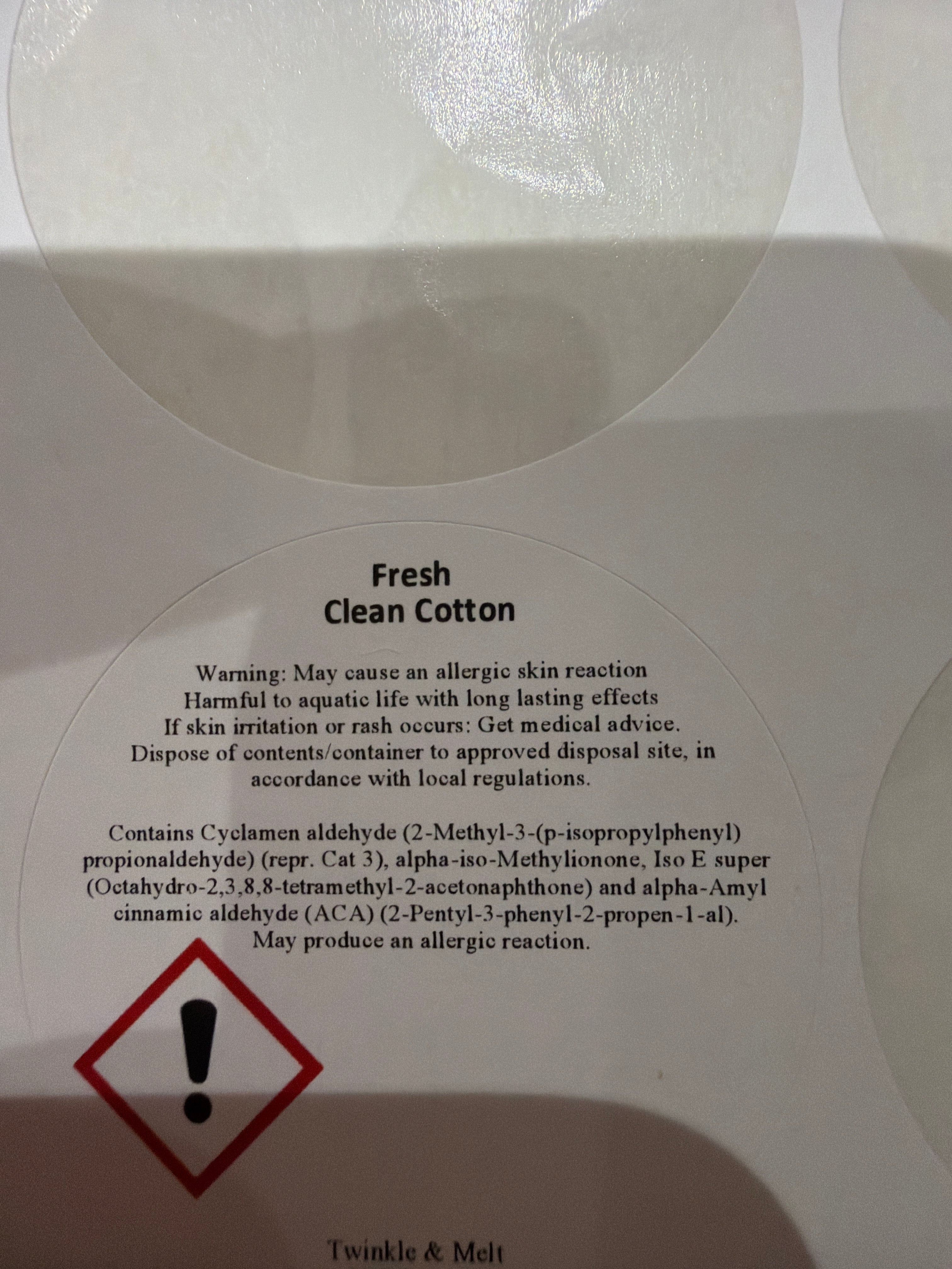 Laundry Clamshell Box